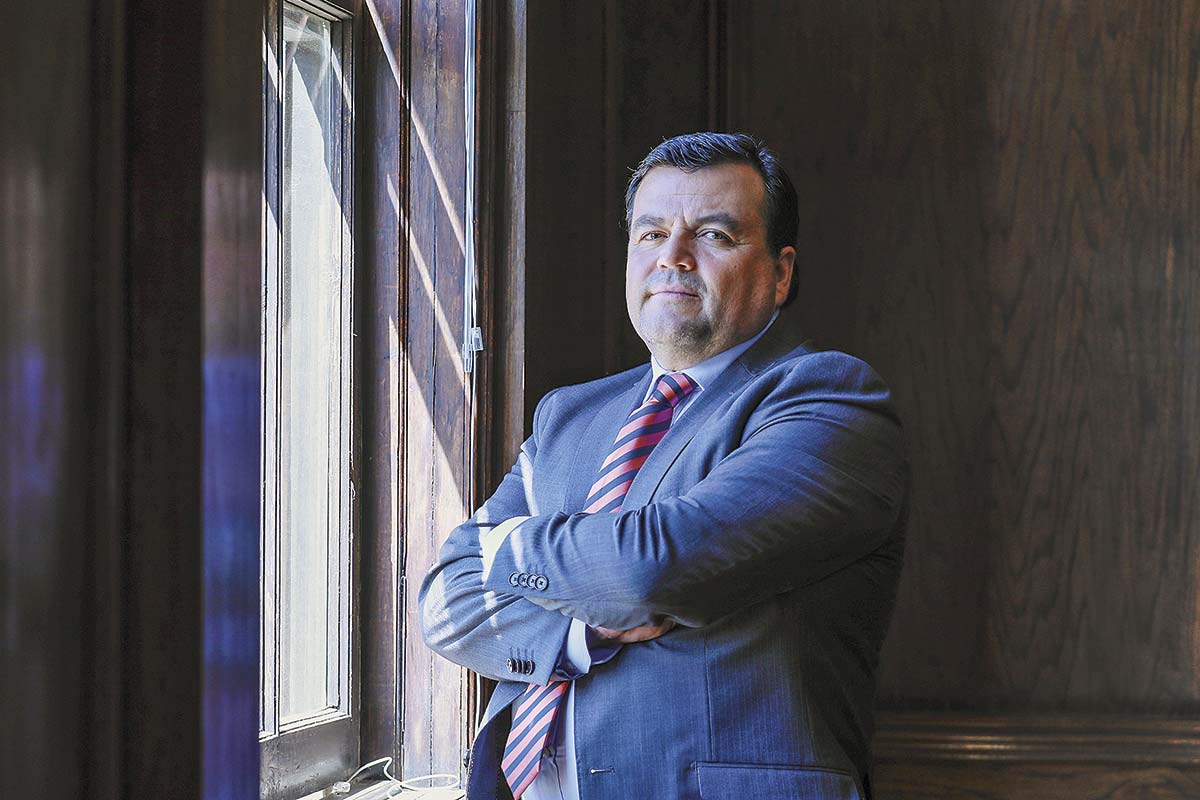 <p>Campos cuenta con pasos por el mundo privado y el Gobierno. Foto: Ministerio de Hacienda</p>