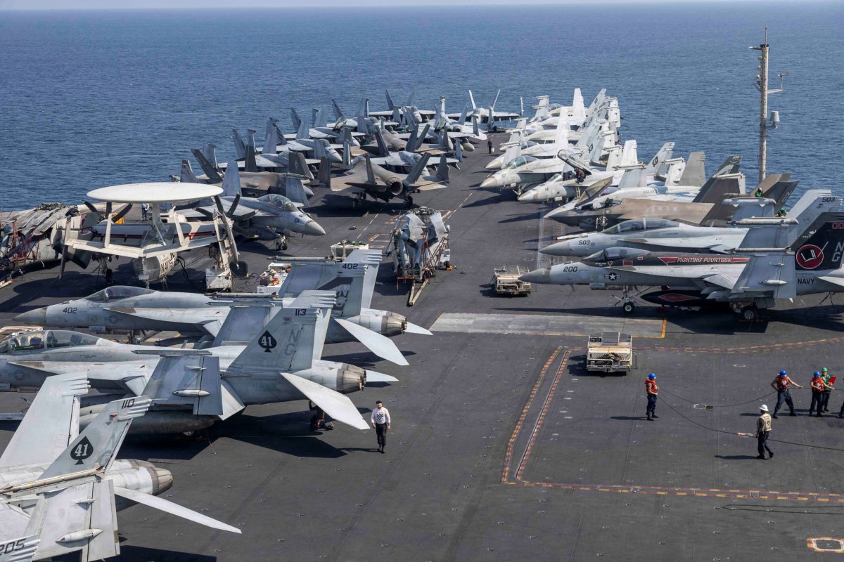 <p>Aviones de la Armada y del Cuerpo de Marines de EEUU.</p>