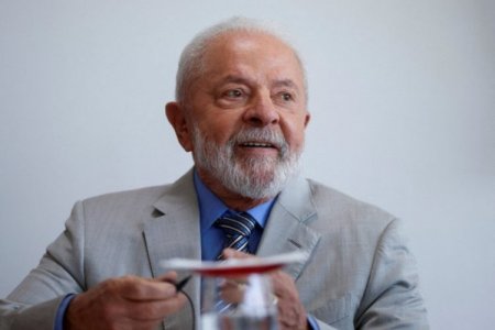 Presidente de Brasil propone alianza entre Petrobras y Pemex para explorar petróleo en Golfo de México