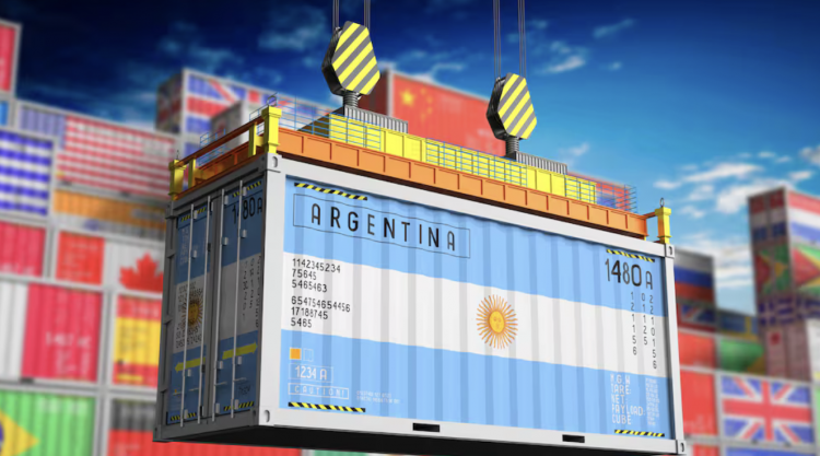 <p>Exportaciones en Argentina caen por primera vez en ocho meses</p>