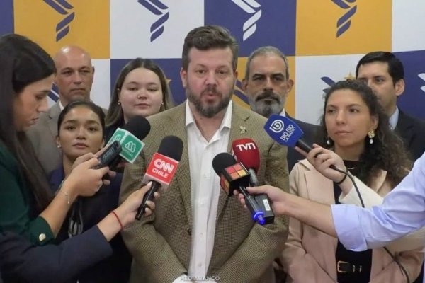 <p>Ahora en DF | Ante posibles cambios al Mepco: Kaiser plantea reducir el IVA a los combustibles</p>