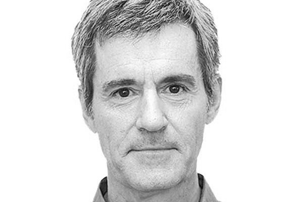 <p>Más allá de la estrategia política</p>