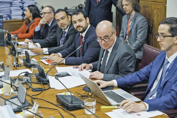 Proyectos de ayuda del Gobierno continúa avanzando luego de cambios ingresados por Hacienda en el Senado