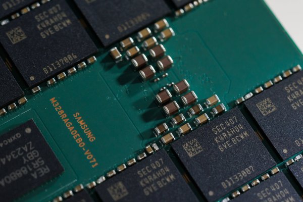 Desarrollo de IA de Google sacude a fabricantes de chips de memoria a nivel mundial