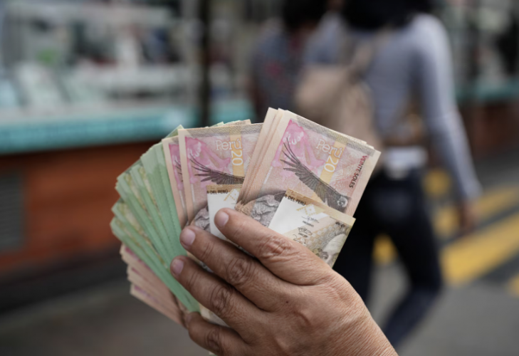 <p>Cuentas fiscales de Perú estarían en situación "crítica" por leyes aprobadas antes de elecciones</p>