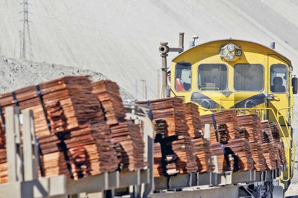 ¿Se enfría el boom del cobre? Expertos aterrizan impacto del alza del petróleo en el mercado del metal rojo