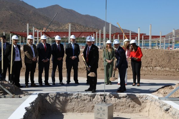 Kast tras millonaria inversión de Walmart: "Los queremos invitar a todos a convertir a Chile en un polo estratégico"