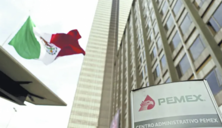 Producción de hidrocarburos de mexicana Pemex anota crecimiento de 1,6% anual en febrero