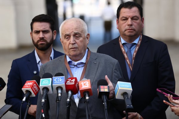 Camioneros se reúnen el lunes: gremio que lidera Juan Araya lleva propuesta a La Moneda para ampliar ayudas tras alza del petróleo