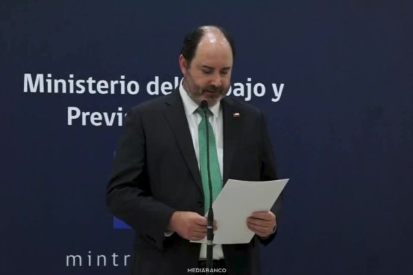 <p>Ahora en DF | Ministro Rau por últimas cifras de empleo: "La situación es bien preocupante"</p>