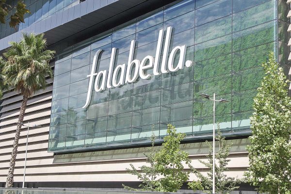 S&P eleva clasificación de Falabella a BBB- y se suma a Fitch en devolverle el grado de inversión