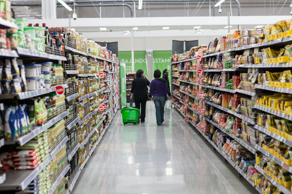 Tottus congela precios de más de 70 productos esenciales ante el actual escenario económico