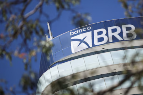 <p>Gobierno de Brasil condiciona eventual rescate al Banco de Brasília</p>