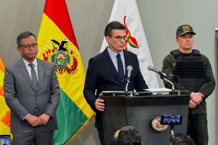 Bolivia elimina restricciones a pagos con divisas