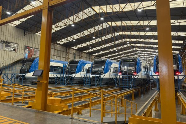 EFE inicia fase de pruebas de sus 10 nuevos convoyes destinados a reforzar servicio del Biotren, en el Gran Concepción, con casi US$ 60 millones de inversión