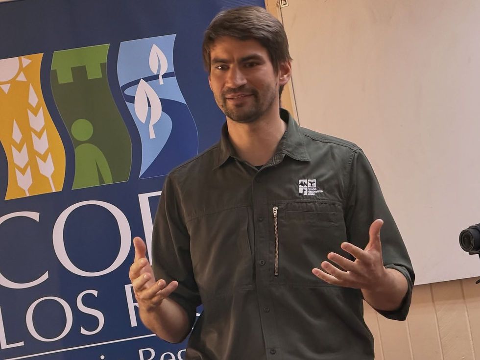 <p>Tomás Saratscheff, nuevo director del SBAP. Foto: Fondo Naturaleza Chile</p>