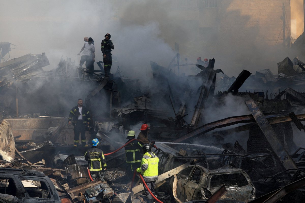 <p>Israel atacó los suburbios del sur de Beirut justo antes de medianoche y al amanecer. (Foto: Reuters)</p>