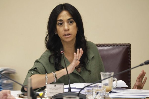 Presidenta del Senado alerta sobre efectos por atrasos y sobrecostos de proyectos de Codelco