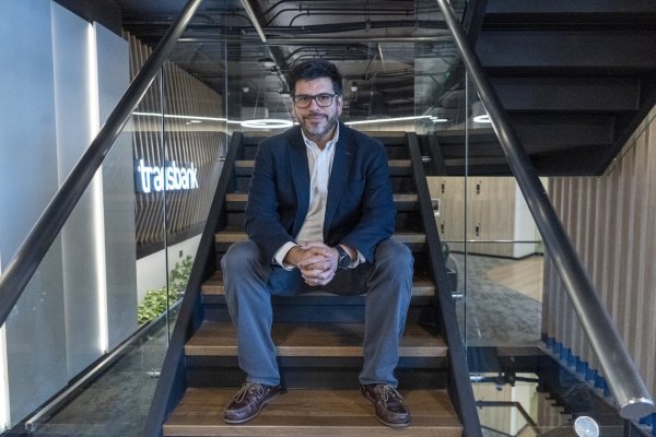 Transbank nombra a histórico ejecutivo para liderar división de negocios y productos