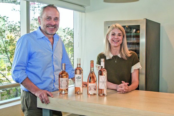 Fundadores de Maison Mirabeau, la viña que compró Concha y Toro en La Provenza: “Nos encontramos mutuamente”