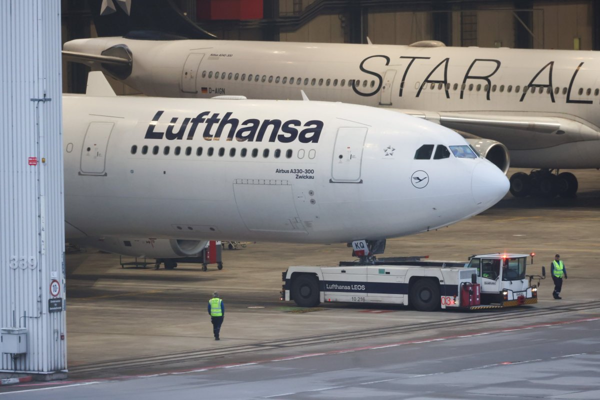 <p>Aeropuertos europeos enfrentan riesgo de escasez de jet fuel en tres semanas</p>