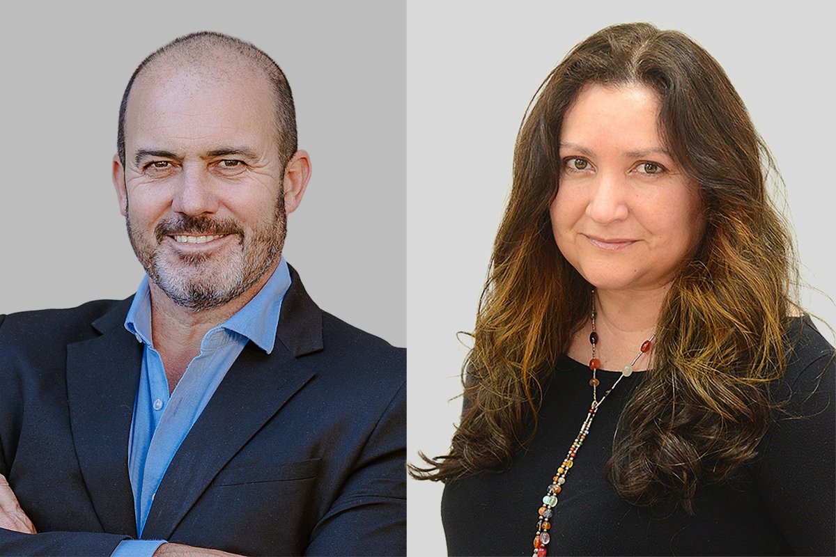 <p>Ramón Molina (Centro de Innovación UC) y Alejandra Marinovic (Instituto de Éticas Aplicadas UC)</p>