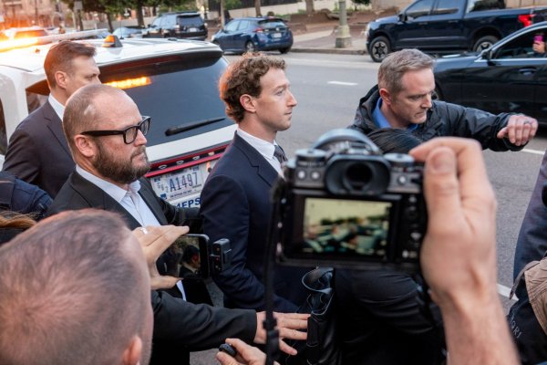 ¿Cómo atrapan los algoritmos a los niños? La clave detrás del fallo contra Meta y Google