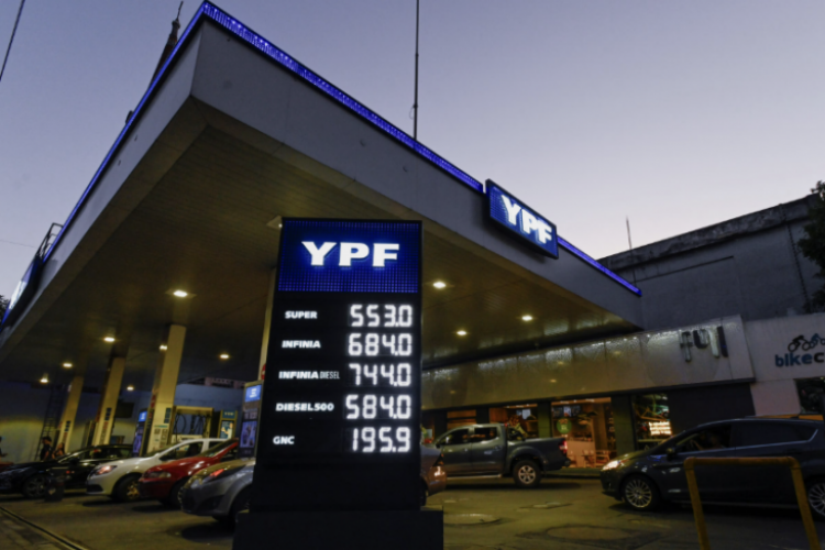 <p>Estadounidense Halliburton se adjudica contrato multimillonario de fracturación hidráulica con argentina YPF</p>