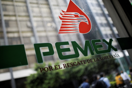 Mexicana Pemex contuvo derrame diésel en muelle de refinería Deer Park, en EEUU