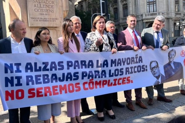 <p>PS aumenta la presión sobre Kast y lo notifica del rechazo al proyecto misceláneo si no lo separa</p>