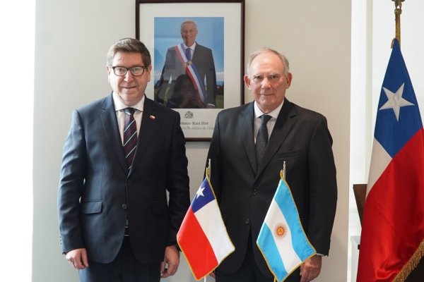 Chile y Argentina acuerdan retomar sesiones del tratado minero binacional para facilitar proyectos en la frontera