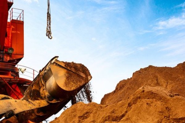 Empresas de Tarapacá se asocian a proyecto de la U. Arturo Prat para producir nanomateriales a partir de desechos de la industria minera