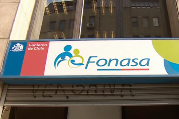 Fonasa oficializa la creación del consejo que definirá su plan estratégico: quiénes son los expertos que formarán parte