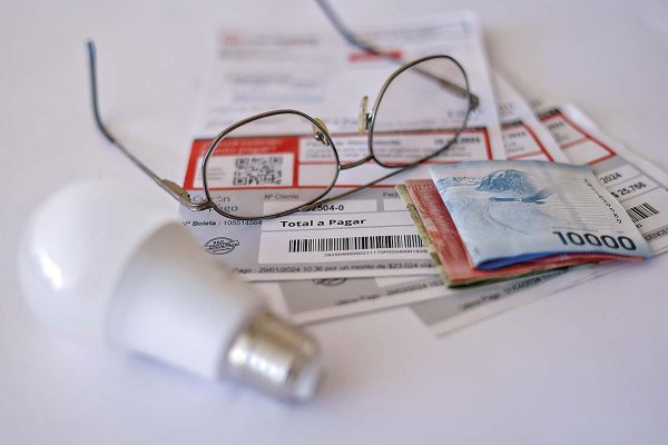 Cuentas de la luz en Aysén bajarán un 14% por implementación del acople tarifario