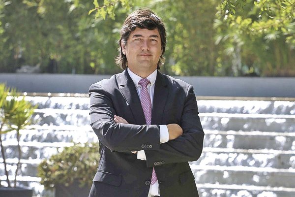 Tras la salida de Juan Tagle, Matías Claro es el nuevo presidente de Cruzados