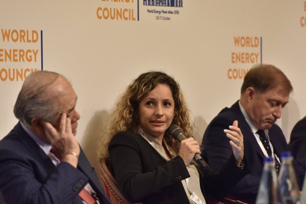 Presidenta de la estatal boliviana YPFB renuncia a menos de un mes de haber asumido en el cargo