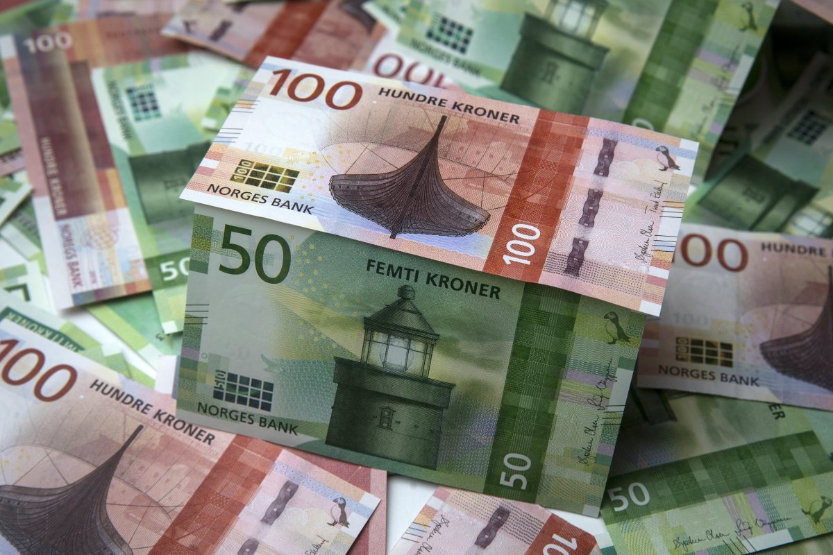 <p>Deutsche Bank y JPMorgan favorecen las monedas vinculadas a la energía en medio de la guerra con Irán</p>