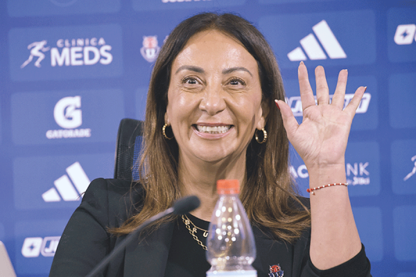Con Cecila Pérez como presidenta y el ingreso de José Miguel Insulza a la mesa: así quedó el nuevo directorio de Azul Azul