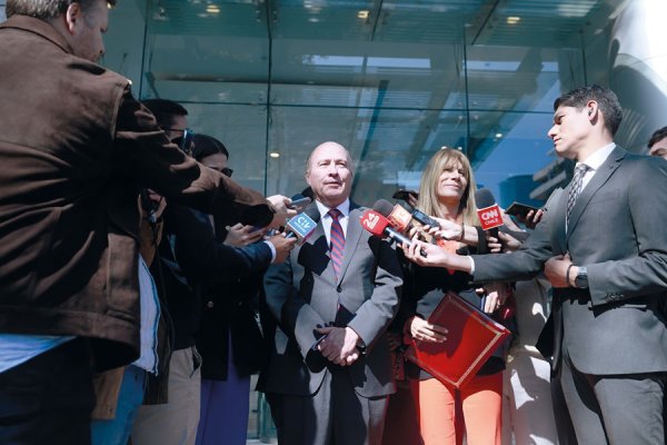 Hacienda se queda con el 70% de las utilidades de ENAP, manifiesta preocupación por alza de costos y revisará inversiones