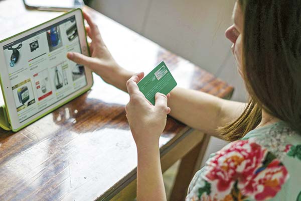 <p>FNE concluye informe preliminar sobre el e-commerce y recomienda mayor transparencia a las plataformas</p>