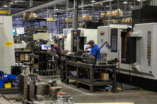 <p>La cifra publicada el jueves por la Oficina de Análisis Económico (EBA) representa un aumento con respecto al crecimiento del 0,5% del último trimestre del año pasado. (Foto: Reuters)</p>