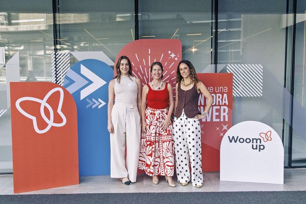 WoomUp cumple 10 años y lanza un nuevo programa, MentorIA