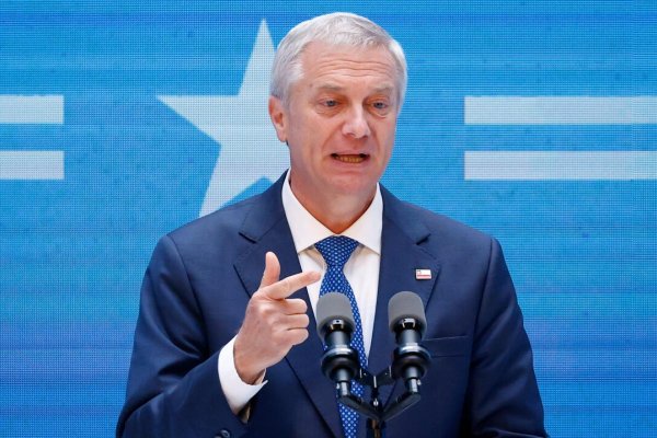 José Antonio Kast advierte que Chile enfrenta “una emergencia laboral” en acto por el Día del Trabajador