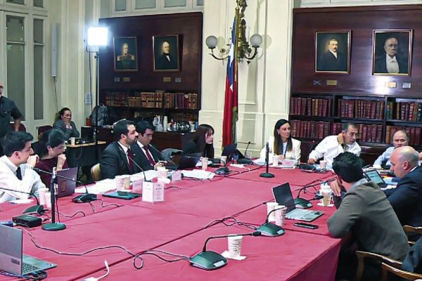 Senadores advierten inconstitucionalidad en propuesta para devolver gastos cuando permiso ambiental es anulado