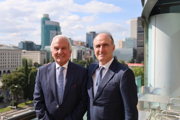 Renato Peñafiel y otros exdirectores de Security se incorporan a la propiedad del banco español A&G, donde participan los Lería Luksic y Rafael Nadal