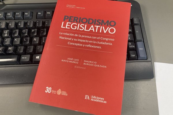 <p>"Periodismo Legislativo", de la colección Periodismo y Comunicación, de Ediciones Académicas, será presentado este martes.</p>