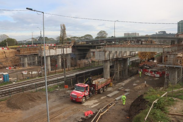 Minvu caduca todos los contratos de constructora española y cobrará boletas de garantía tras abandono de obras en cuatro regiones