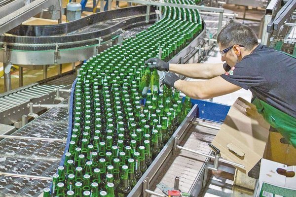 CCU reduce sus utilidades y advierte complejo escenario en Argentina
