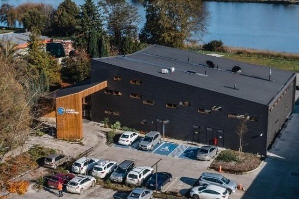 Clínica Costanera de Valdivia invierte US$ 15 millones en infraestructura para fortalecer sus prestaciones de tratamiento y cuidado oncológico