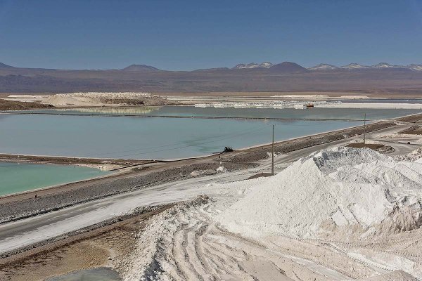 Albemarle inicia el año con fuerte recuperación ante repunte del litio y ve demanda “resiliente” pese a guerra